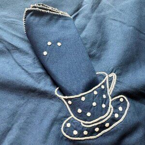 Vintage Tea Cup Table Cloth and Napkin Set Embroidered Navy Blue White